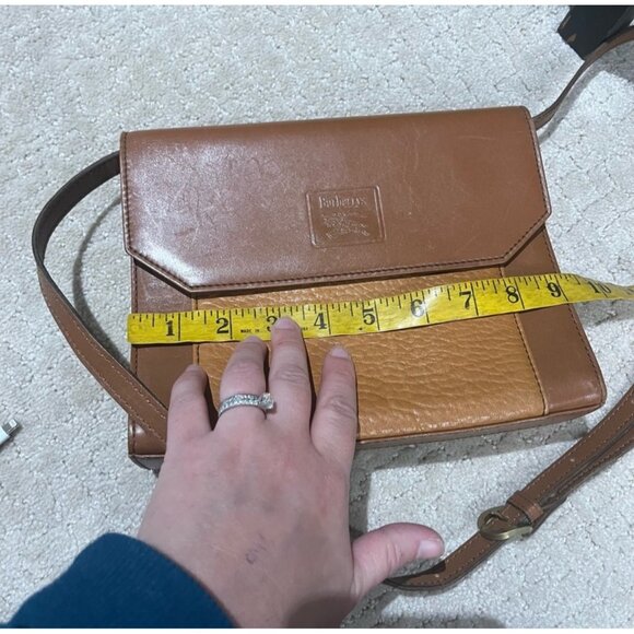 Burberry Vintage Brown Leather Crossbody Bag With Adjustable Strap - Picture 7 of 13